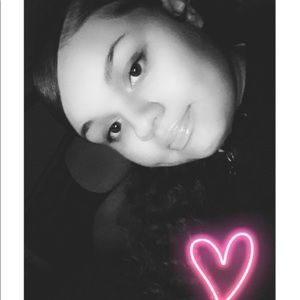 Meet your Posher, Shay